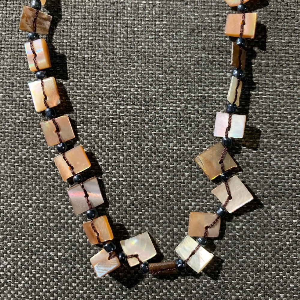 Choker necklace